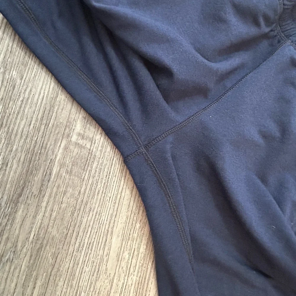Lululemon Navy Blue Joggers Pants With Zipper Pockets and Stretch Waistband - Picture 6 of 10